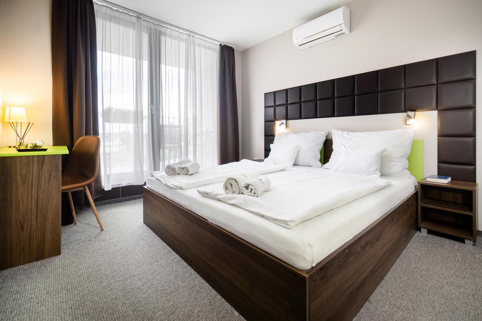 Port Etterem&Panzio Bed & Breakfast บาลาตอนมารีอาเฟือร์เดอ ภายนอก รูปภาพ