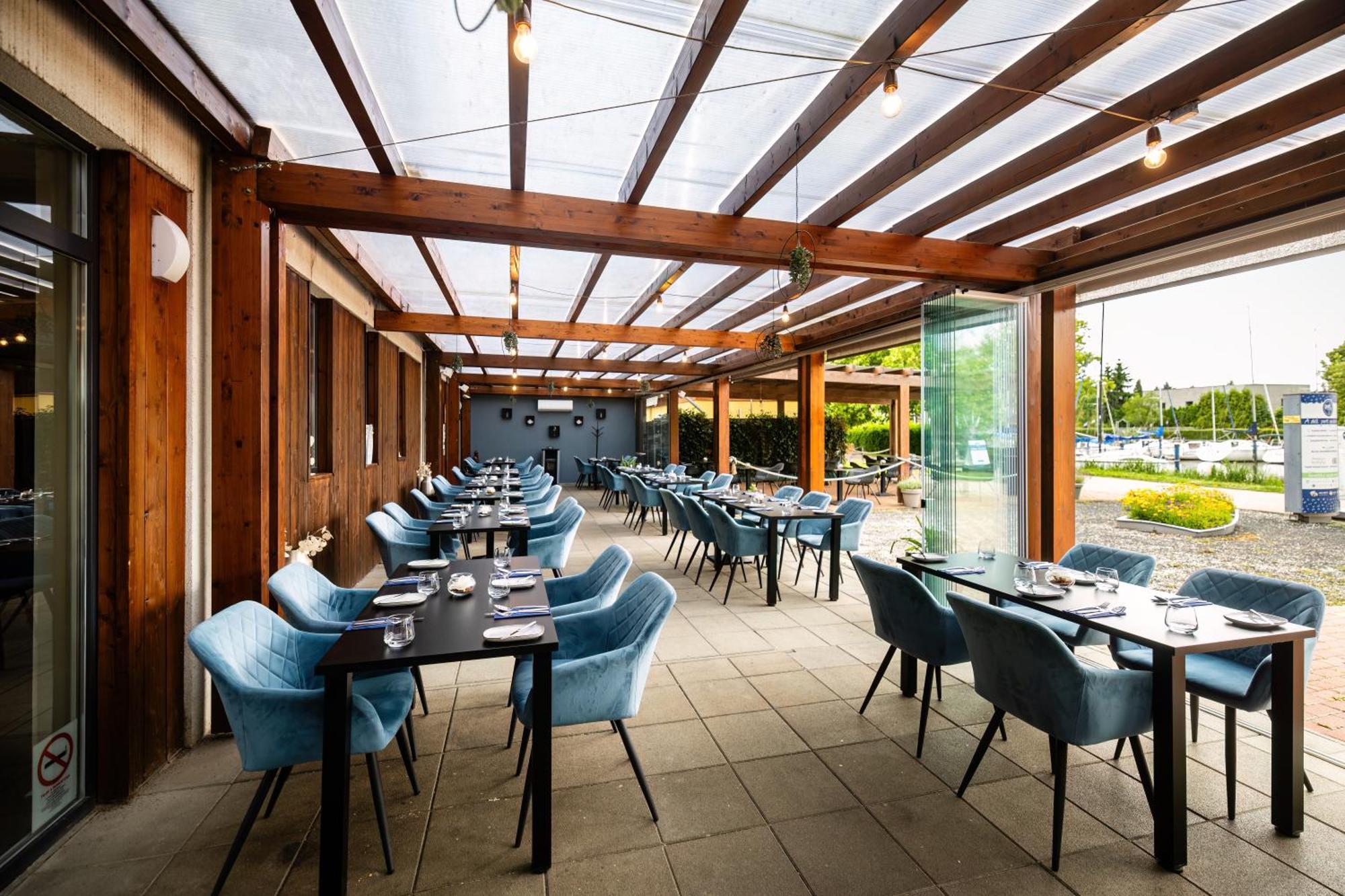 Port Etterem&Panzio Bed & Breakfast บาลาตอนมารีอาเฟือร์เดอ ภายนอก รูปภาพ